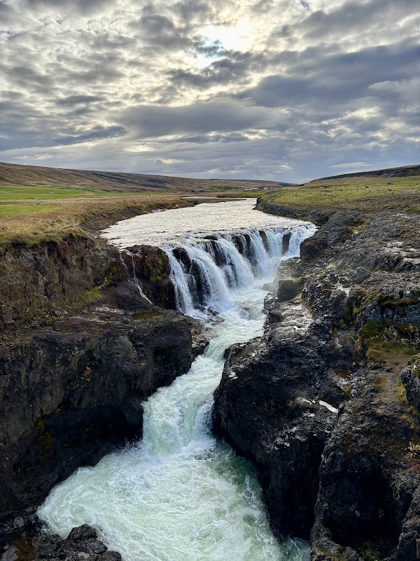 Canyon de Kolugljúfur – 8CMH+9F4, 531 Víðidalstunga, Islande (photo 1)