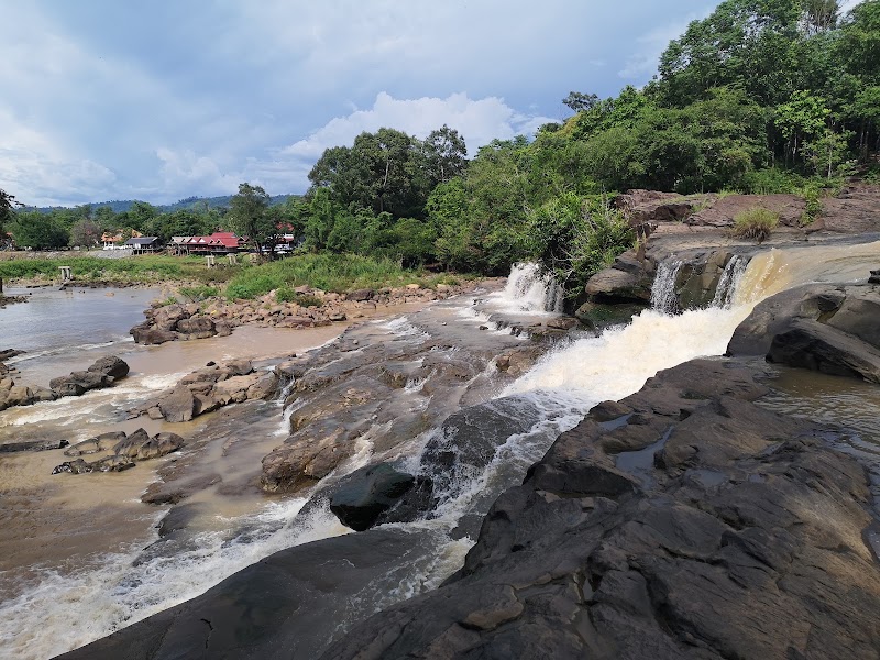 Cascade de Tad Hang – Tad Lo, plateau des Bolaven, Laos (photo 2)