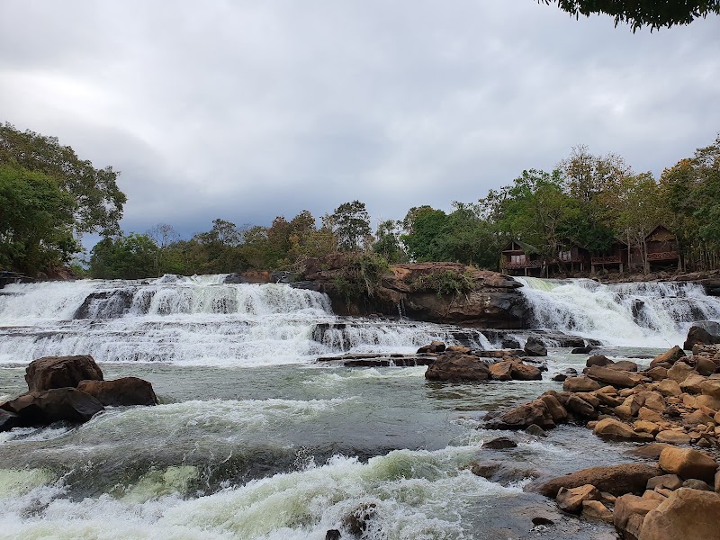 Cascade de Tad Lo – Tad Lo, plateau des Bolaven, Laos (photo 2)