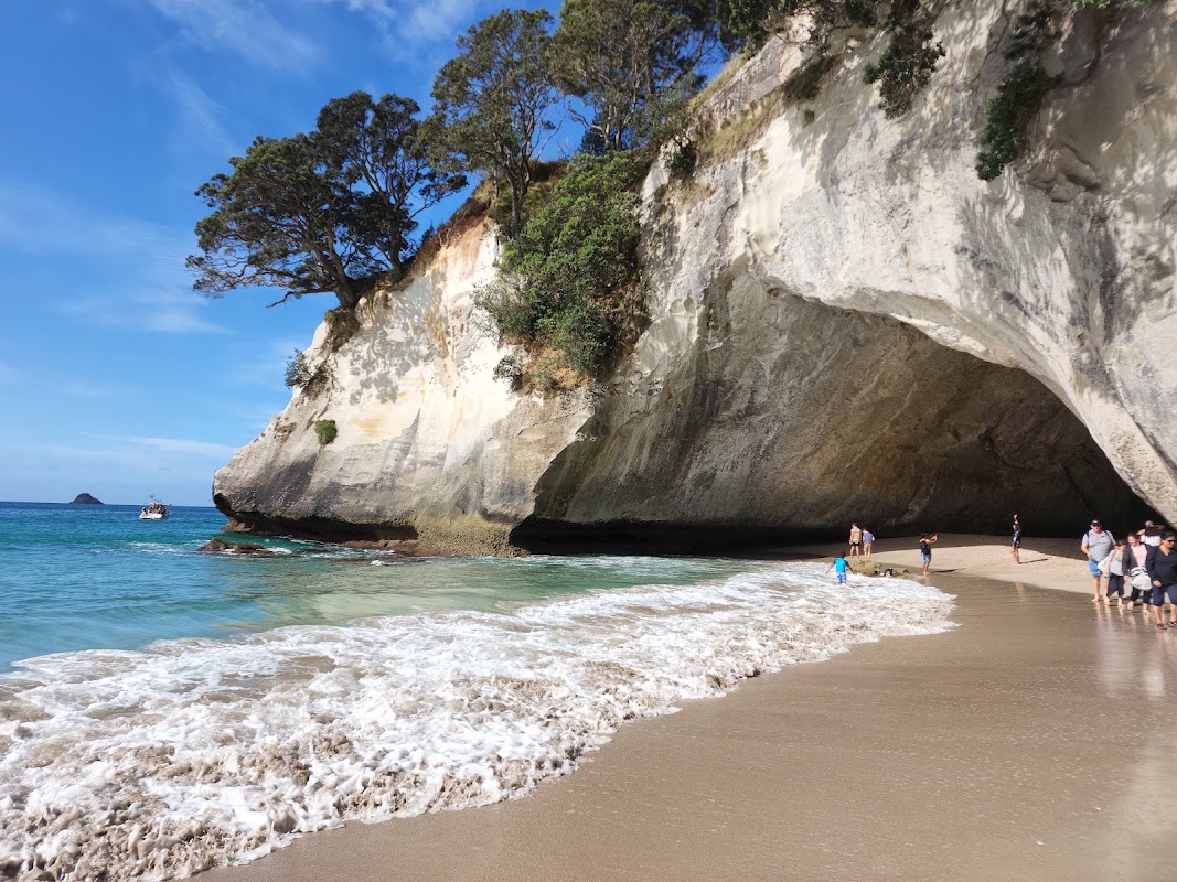Cathedral Cove – Grange Road, Hahei, Nouvelle-Zélande (photo 1)