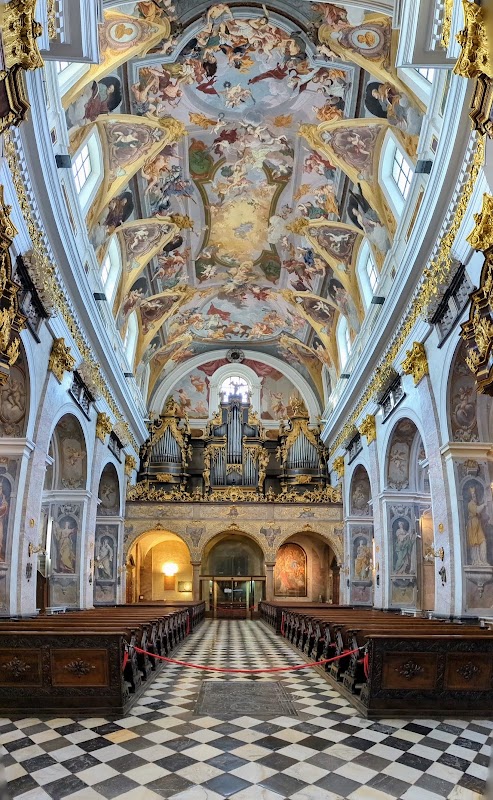 Cathédrale Saint-Nicolas de Ljubljana – Dolničarjeva ulica 1, 1000 Ljubljana, Slovenia (photo 2)