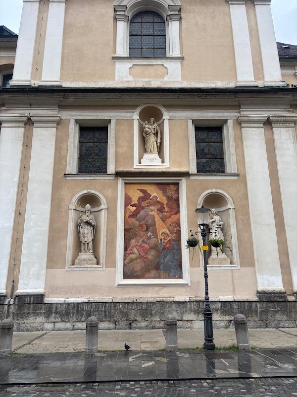 Cathédrale Saint-Nicolas de Ljubljana – Dolničarjeva ulica 1, 1000 Ljubljana, Slovenia (photo 3)