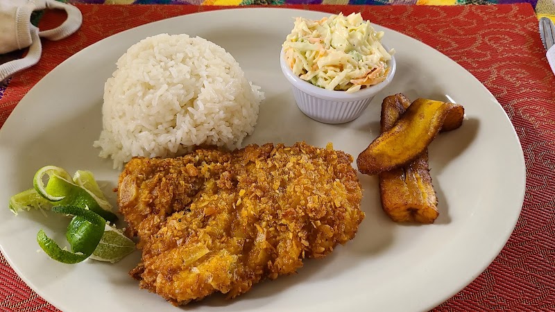 Cenaida's Belizean Food – 5W5H+4MW, San Ignacio, Belize (photo 2)