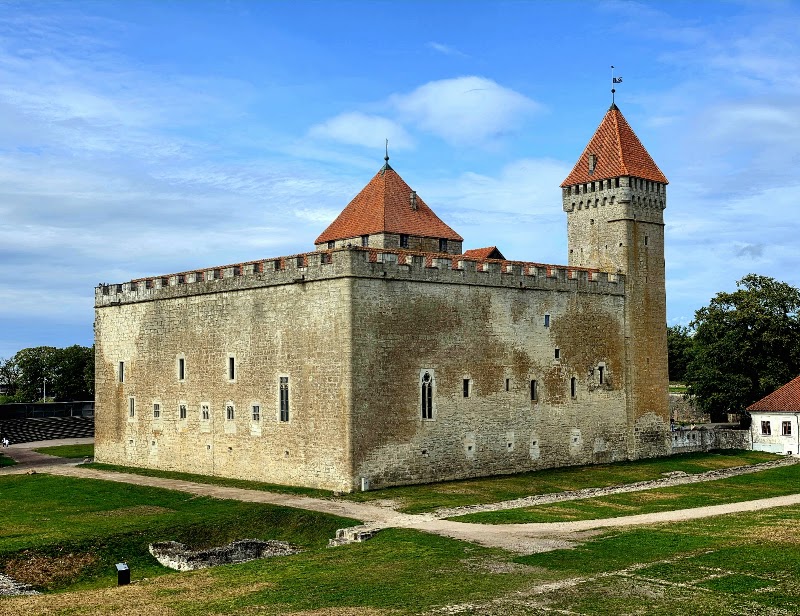 Château épiscopal de Kuressaare – Lossihoov 1, Kuressaare, Estonie (photo 2)