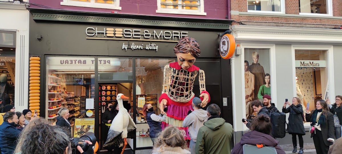 Cheese & More by Henri Willig – Plaats 1, 2513 AD Den Haag, Pays-Bas (photo 1)