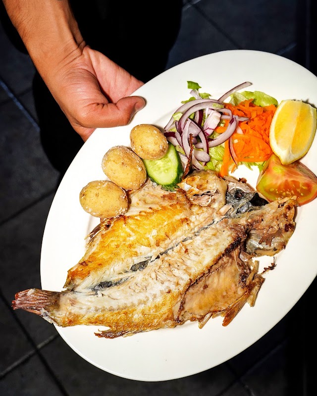 Cofradía de Pescadores La Tiñosa – Avenida el Varadero, Puerto del Carmen (photo 2)