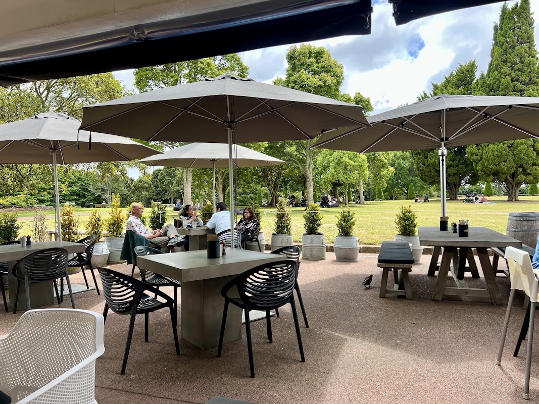 Cornwall Park Cafe – Pohutukawa Drive, Cornwall Park, Auckland, Nouvelle-Zélande (photo 1)