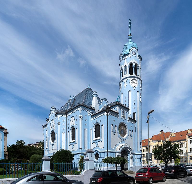 Église bleue (Saint-Élisabeth, extérieur) – Bezručova 2534/2, 811 09 Bratislava, Slovaquie (photo 1)