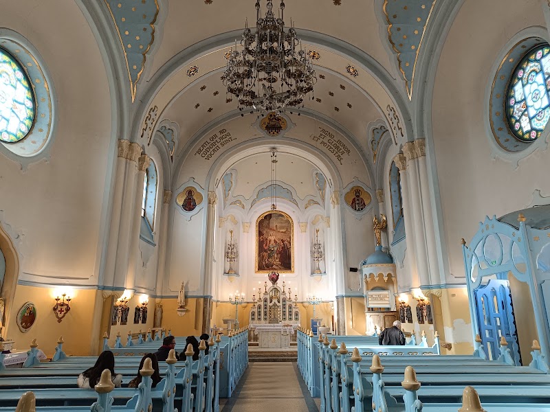 Église bleue (Saint-Élisabeth, extérieur) – Bezručova 2534/2, 811 09 Bratislava, Slovaquie (photo 2)