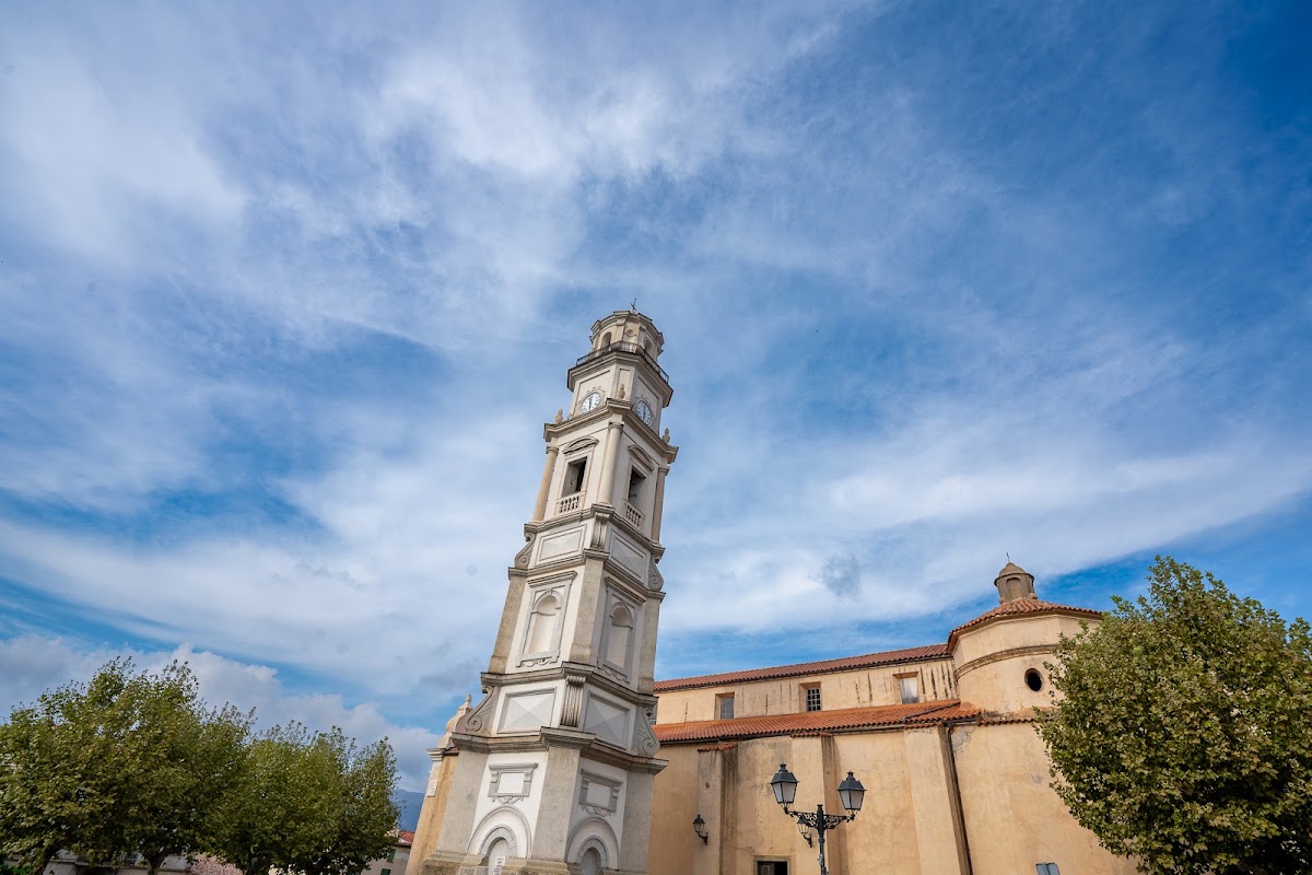 Église Saint-Blaise de Calenzana – Pl. de l'Église, 20214 Calenzana, France (photo 1)