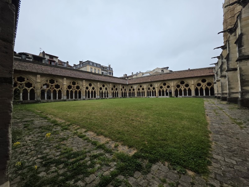 Fêtes du samedi, place Louis Pasteur – Place Louis Pasteur, 64100 Bayonne, France (photo 3)