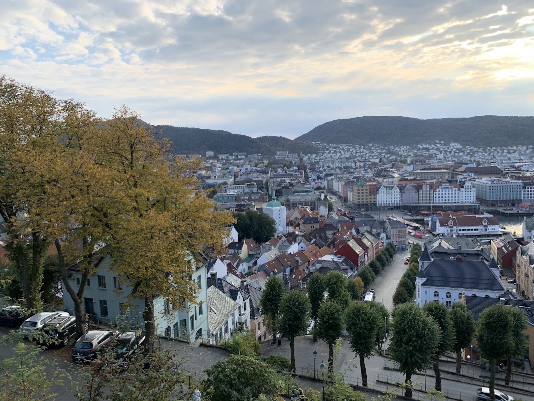 Fjellveien et quartier de Skansen – Fjellveien, 5019 Bergen, Norvège (photo 1)