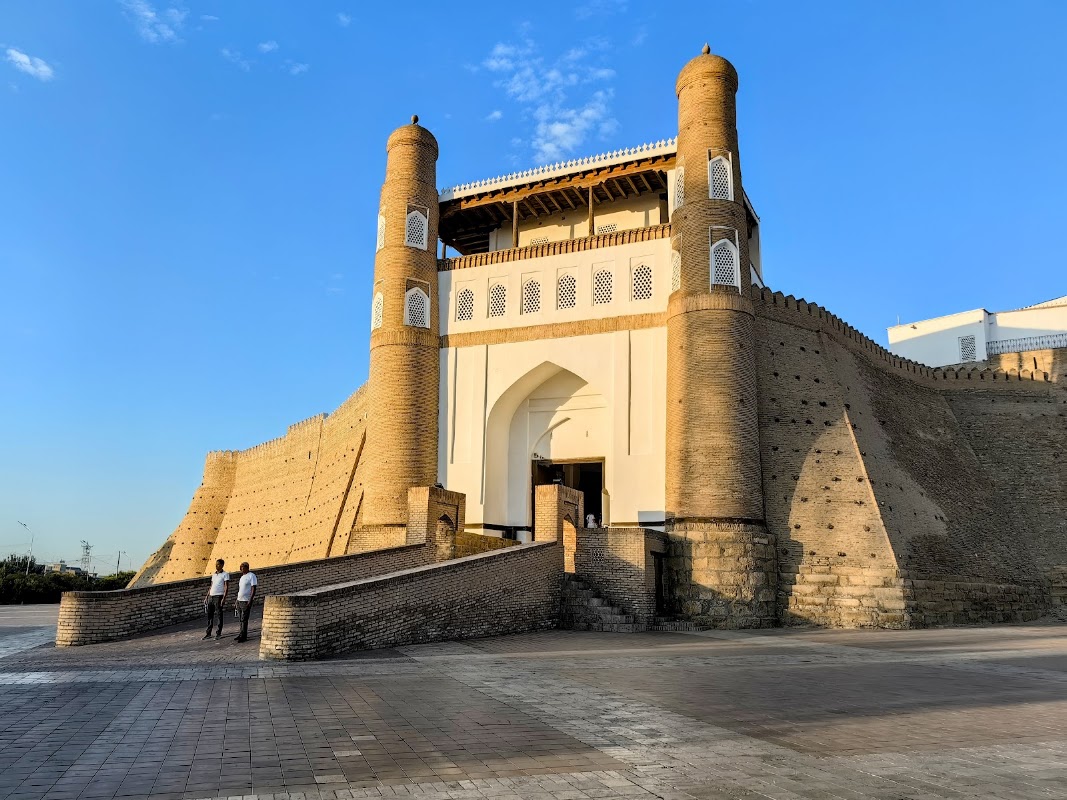 Forteresse Ark de Boukhara – QCH5+6W6, Afrosiab St, Bukhara, Bukhara Region, Ouzbékistan (photo 1)