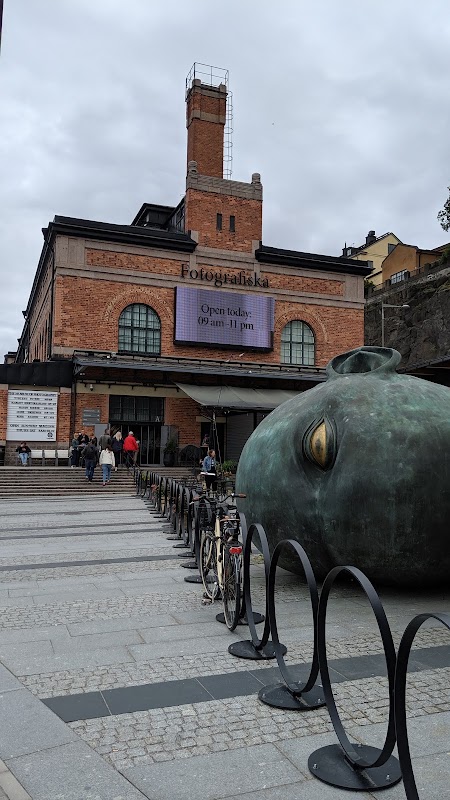 Fotografiska – Stadsgårdshamnen 22, 116 45 Stockholm, Suède (photo 3)