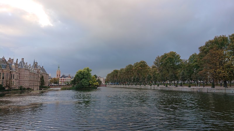 Hofvijver et Binnenhof – Hofvijver, La Haye, Pays-Bas (photo 2)