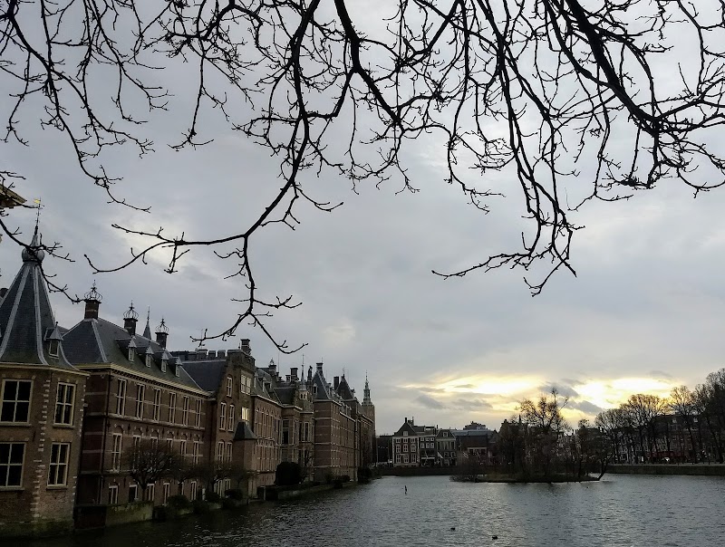 Hofvijver et Binnenhof – Hofvijver, La Haye, Pays-Bas (photo 3)