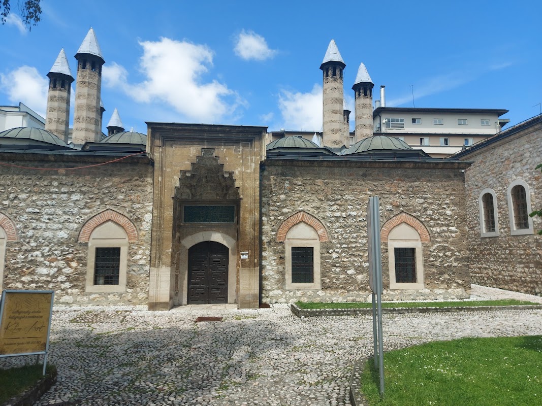 Hotel Logavina 8 Garage Parking – Logavina 8, Sarajevo, Bosnie-Herzégovine (photo 1)