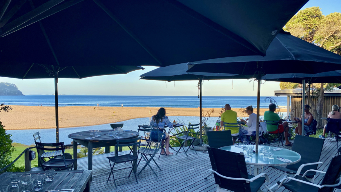 Hotties Beachfront Eatery – 29 Pye Place, Hot Water Beach, Nouvelle-Zélande (photo 1)