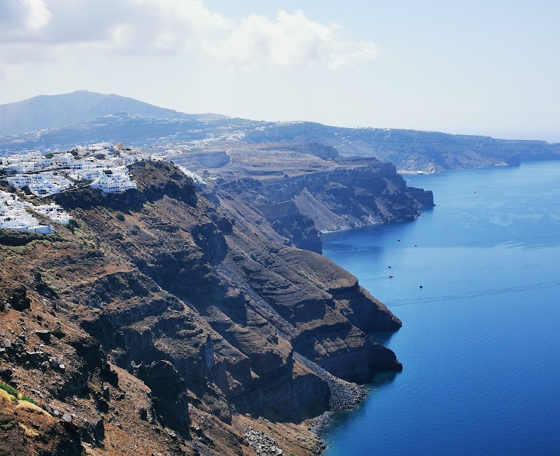 Imerovigli au coucher du soleil – Imerovigli, Santorin, Grèce (photo 3)