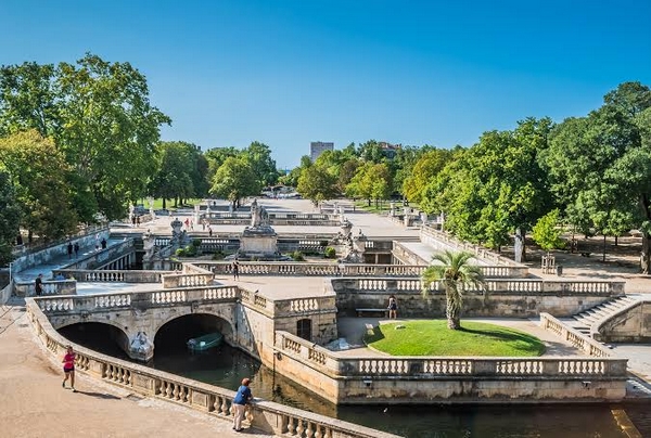 Jardins de la Fontaine – Quai de la Fontaine, 30900 Nimes, France (photo 2)
