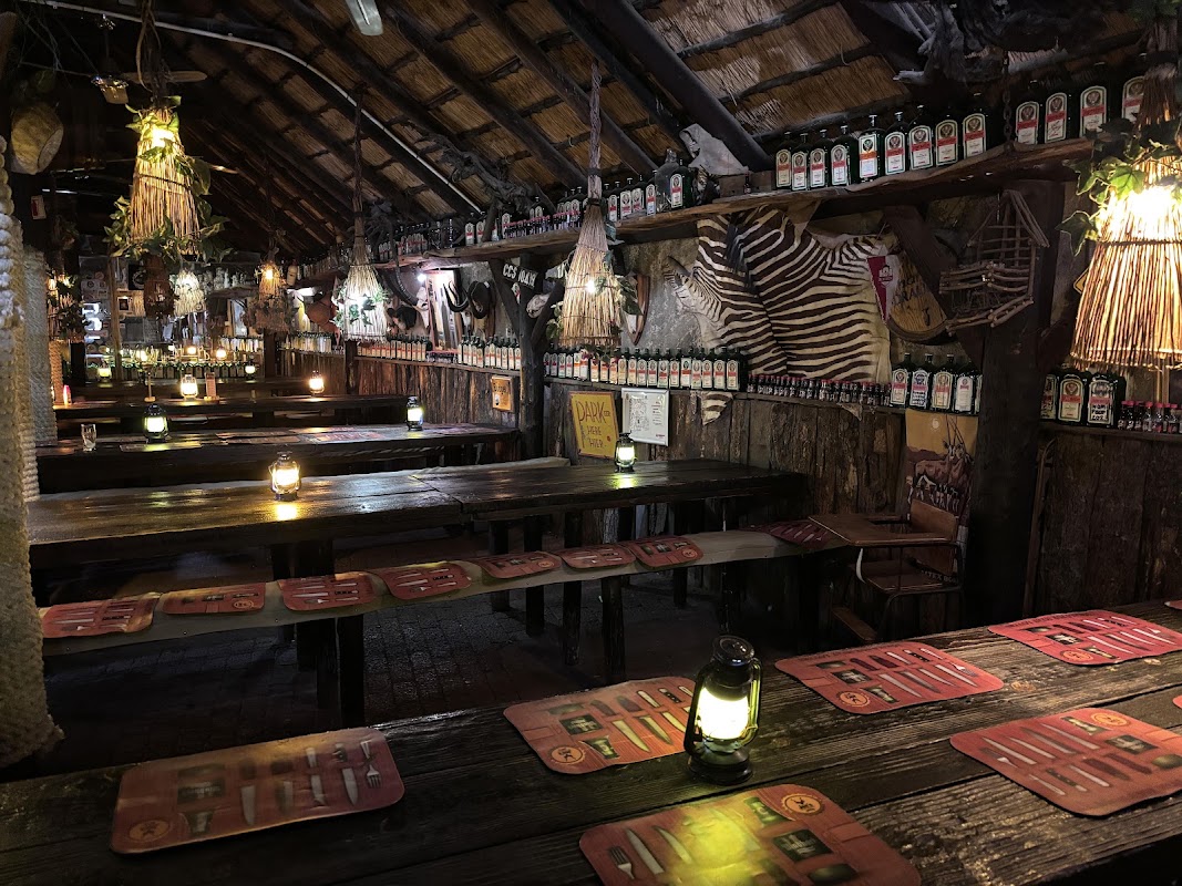 Joe's Beerhouse – 10009, 160 Nelson Mandela Ave, Windhoek, Namibie (photo 1)