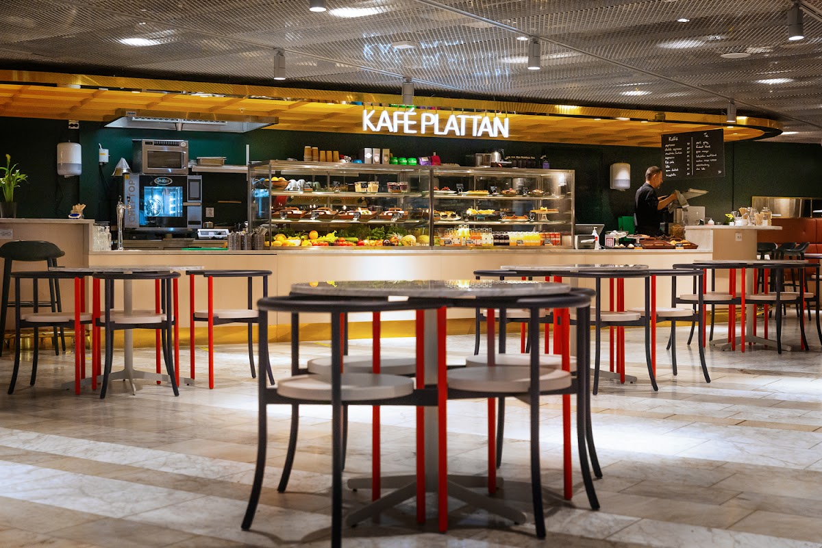Kafé Plattan – Kulturhuset, Sergels Torg 3, 111 57 Stockholm, Suède (photo 1)