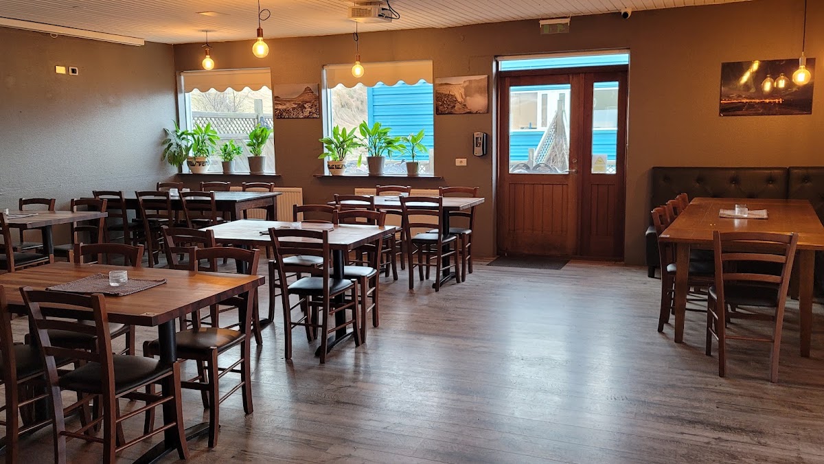 Kaffi 59, Grundarfjörður – Grundargata 59, 350 Grundarfjörður, Islande (photo 1)