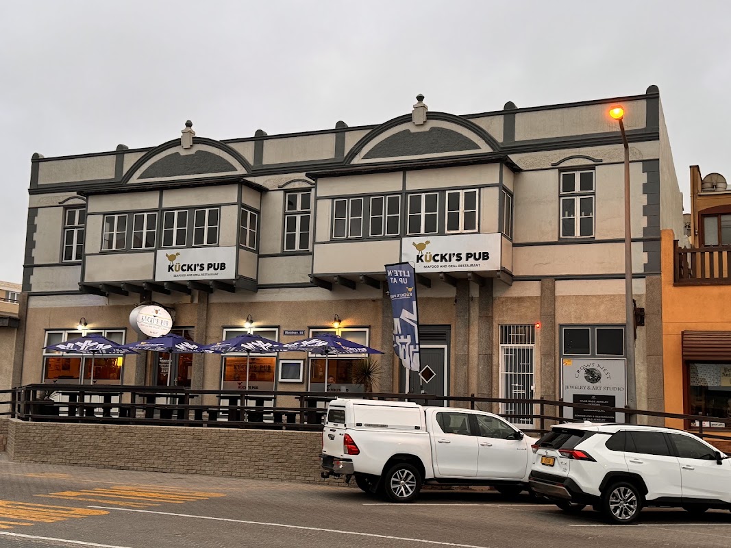 Kücki's Pub – Tobias Hainyeko, Swakopmund, Namibie (photo 1)