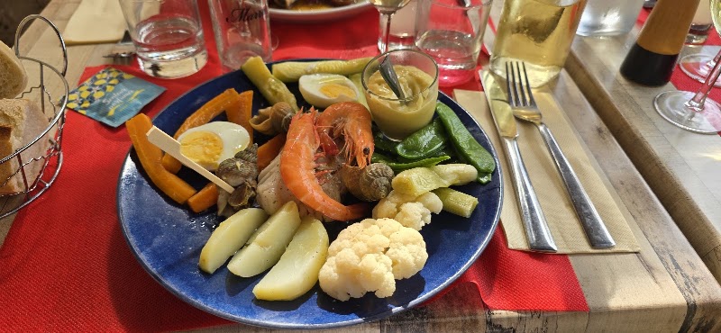 La Grappe de Raisin – Rue de la Poste, 84220 Roussillon (photo 3)