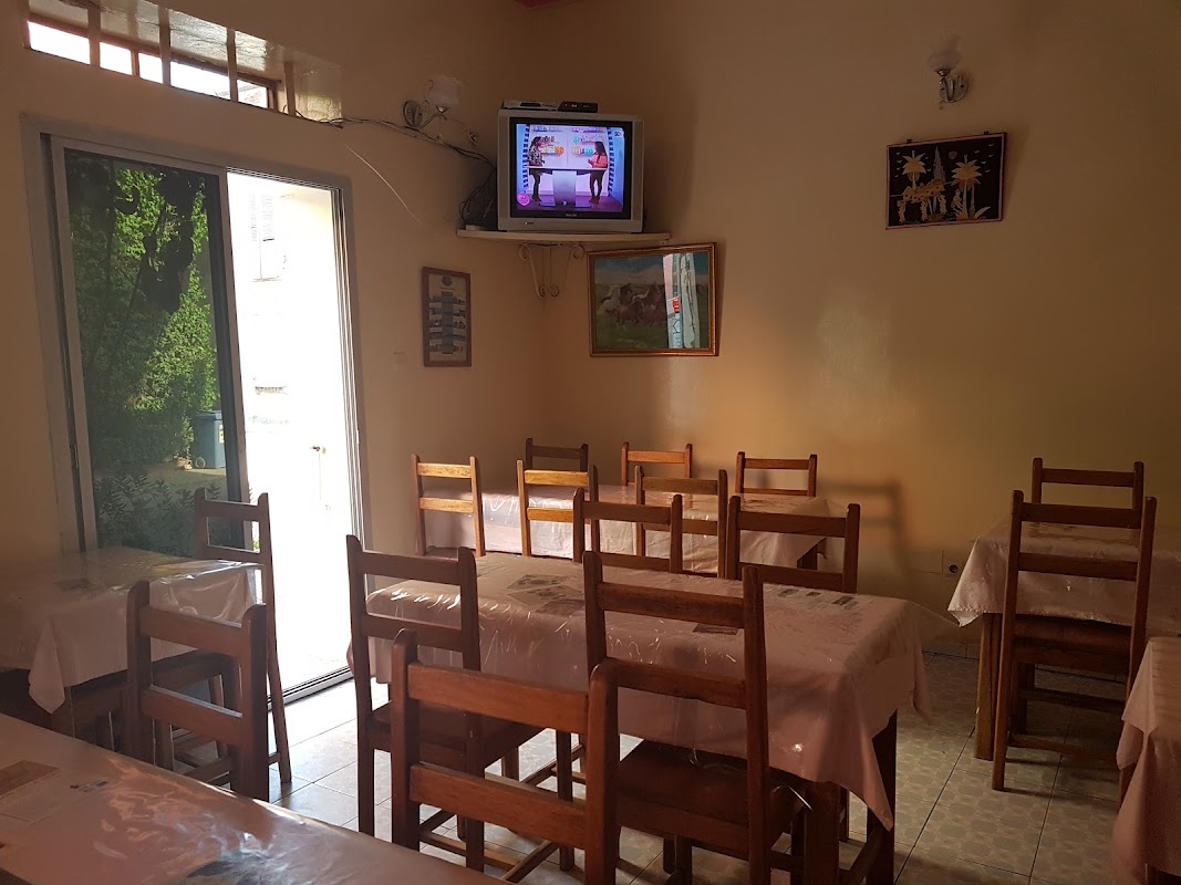 La Linguère – 2FHW+596 M ok195, Rue Khalifa Ababacar Sy, Saint-Louis, Sénégal (photo 1)