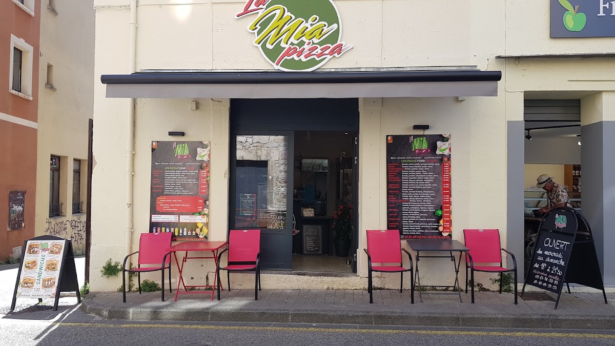 La Mia Pizza – 2 Rue du Miarou, 07150 Vallon-Pont-d'Arc (photo 1)