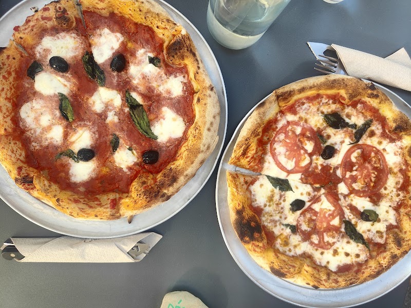 La Mia Pizza – 2 Rue du Miarou, 07150 Vallon-Pont-d'Arc (photo 3)