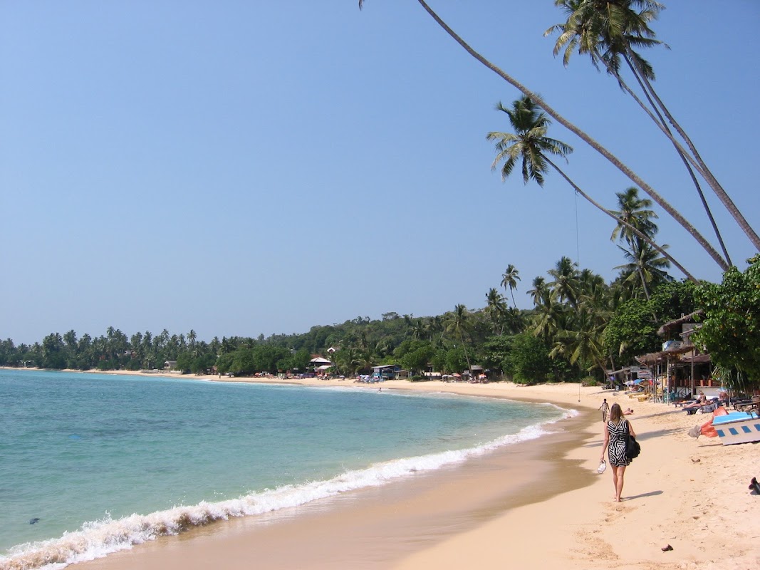 La plage d'Unawatuna – Galle, Sri Lanka (photo 1)