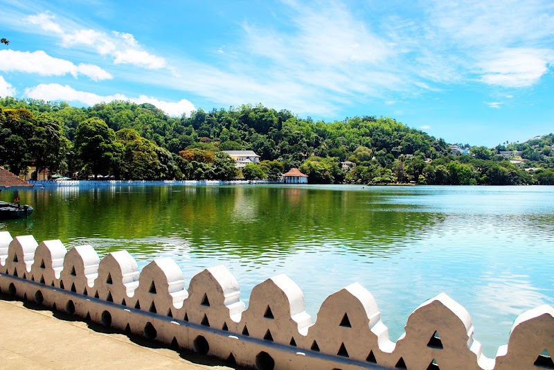 La promenade autour du lac de Kandy – Kandy, Sri Lanka (photo 3)