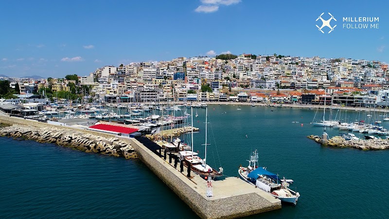 La promenade de Mikrolimano – Mikrolimano, Le Pirée, Grèce (photo 2)
