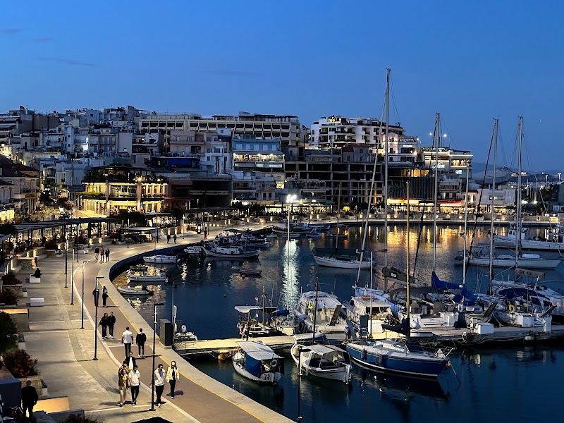 La promenade de Mikrolimano – Mikrolimano, Le Pirée, Grèce (photo 3)