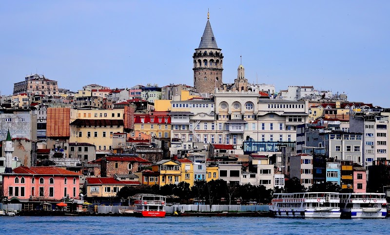 La tour de Galata et les ruelles de Karaköy – Bereketzade, Galata Kulesi, Beyoğlu, Istanbul (photo 2)