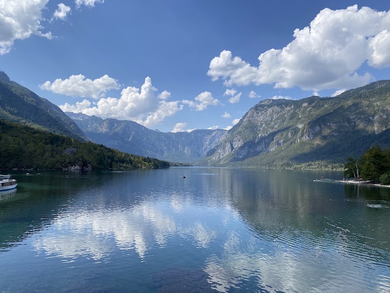 Lac de Bohinj – Lake Bohinj, 4265 Bohinjsko jezero, Slovenia (photo 2)