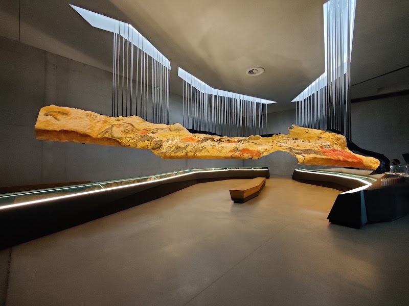Lascaux IV – Avenue de Lascaux, 24290 Montignac-Lascaux, France (photo 2)