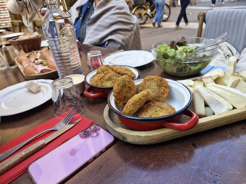 Le Beignet Alpin – 7 Rue Perrière, 74000 Annecy, France (photo 2)