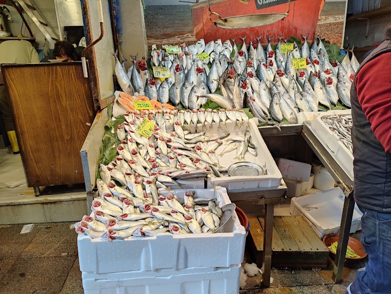 Le ferry et le marché de Kadıköy – Caferağa, Kadıköy, Istanbul (photo 2)