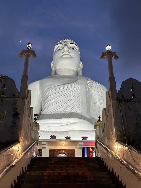 Le grand Bouddha de Bahirawakanda (facultatif) – Kandy, Sri Lanka (photo 2)