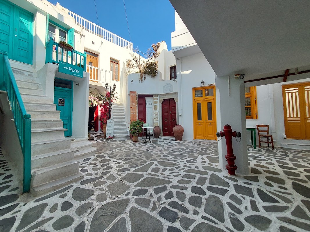 Le Kastro et la vieille ville de Chora – Kastro, Chora, Naxos, Grèce (photo 1)