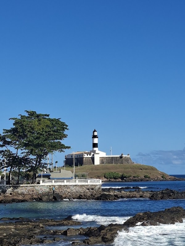 Le phare de la Barra au coucher du soleil – Farol da Barra - Barra, Salvador - Bahia, Brésil (photo 2)
