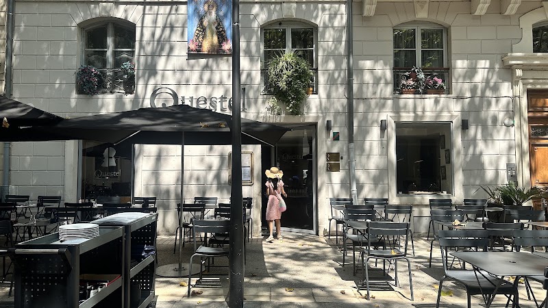 Le Questel – 4 Place Questel, 30900 Nimes, France (photo 3)