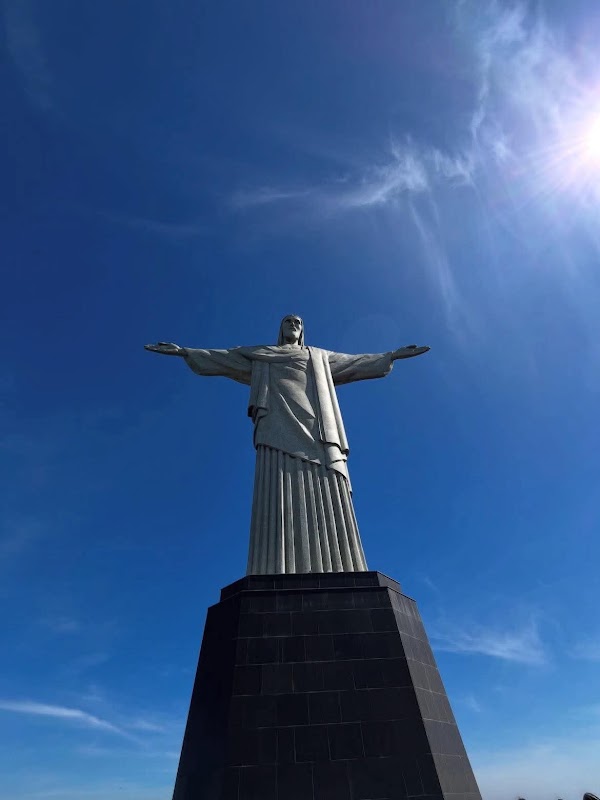 Le train du Corcovado et le Christ Rédempteur – R. Cosme Velho, 513 - Cosme Velho, Rio de Janeiro - RJ, 22241-125, Brésil (photo 1)
