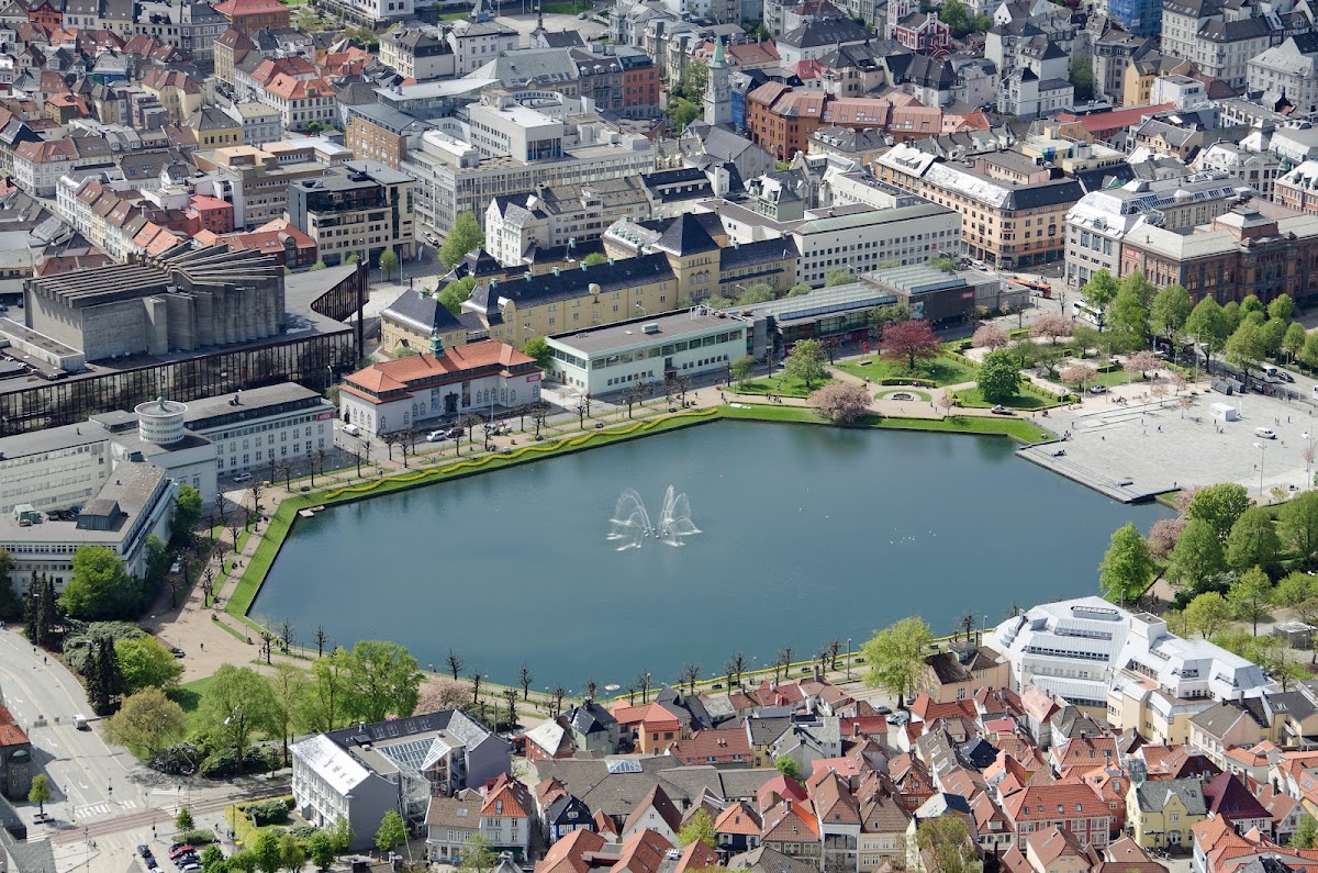 Lille Lungegårdsvann – Lille Lungegårdsvann, 5015 Bergen, Norvège (photo 1)