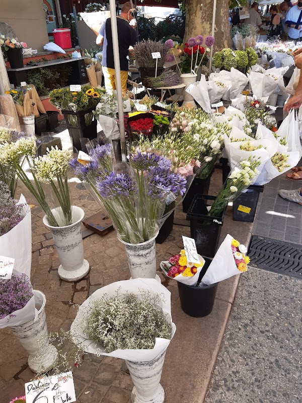 Marché d'Apt – Place Gabriel Péri, 84400 Apt (photo 3)