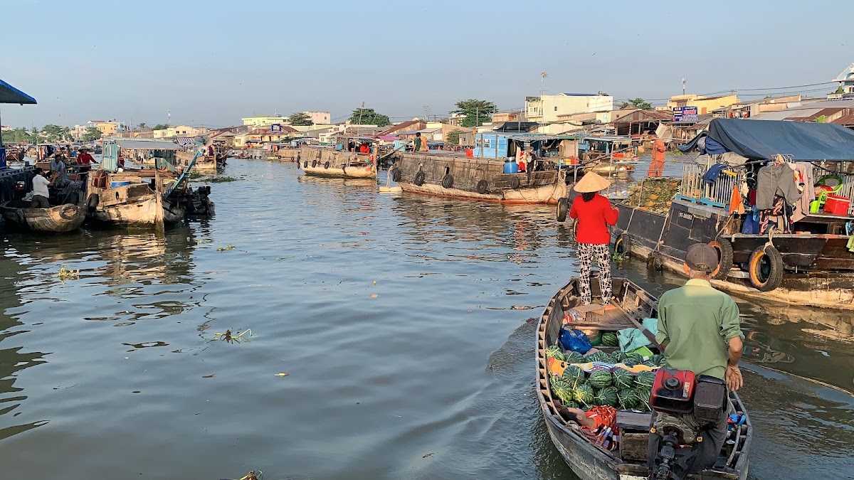 Marché flottant de Cái Răng, à l’aube – Cần Thơ (photo 1)