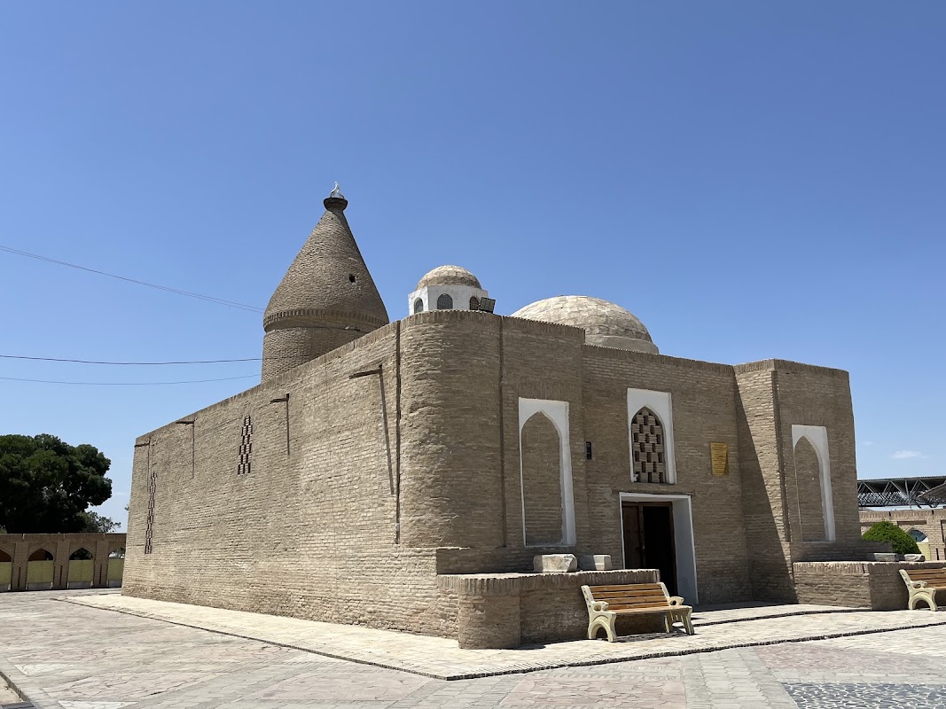 Mausolée Chashma-Ayub – QCH2+8X6, Pistaskkanon Str., Buxoro, Buxoro Viloyati, Ouzbékistan (photo 1)